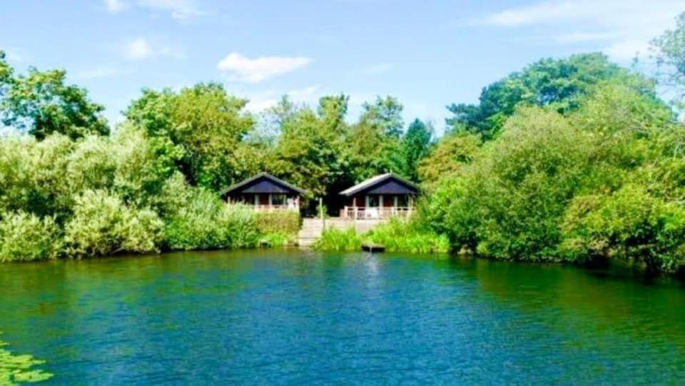 Holly Lodge 14 Hot Tub Йорк Экстерьер фото